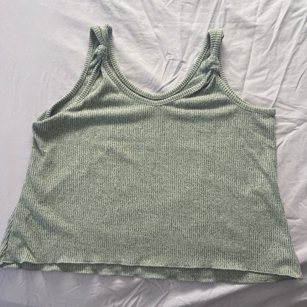 Grey lounge tank